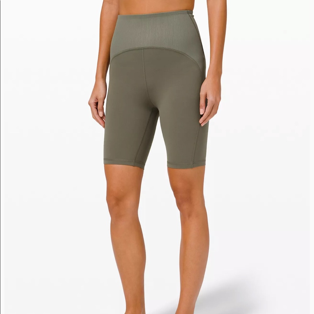 Lululemon Short - Picture 10 of 11